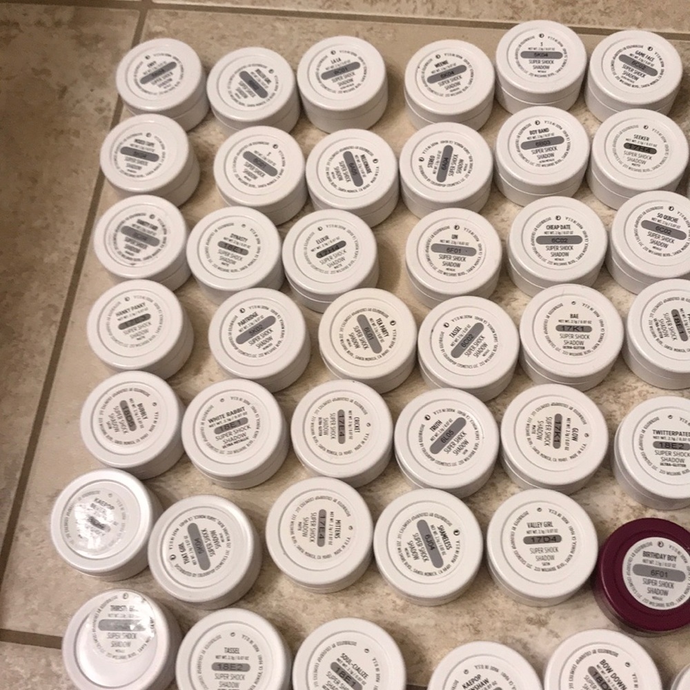 96! COLOURPOP SUPER SHOCK SHADOWS! - Picture 6 of 7